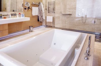 Custom Fit Bathtub